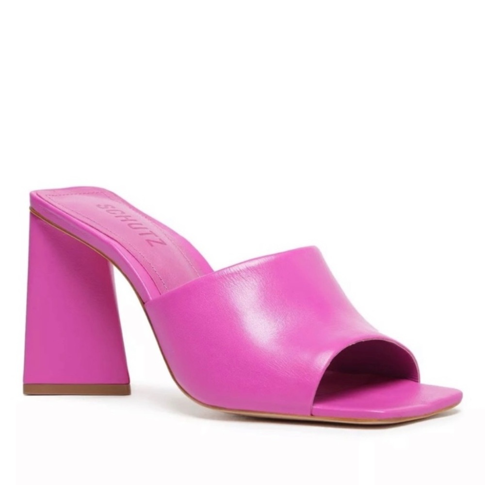 NEW Schutz Nappa Leather Heel Sandal in very pink size 7